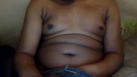 mickkzzx online show from December 7, 2024, 5:42 pm