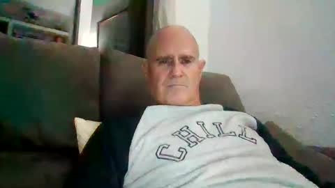 mikereef online show from December 18, 2024, 8:21 pm