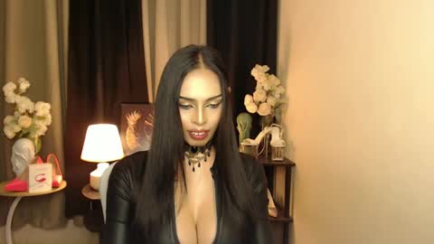 Mistress MikeyAlawi online show from January 14, 2025, 8:37 am