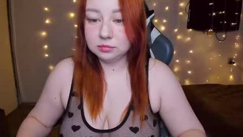 Mila shy sensual person  online show from December 6, 2024, 4:35 am