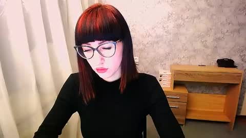 milana_shy_star online show from December 6, 2024, 7:47 am