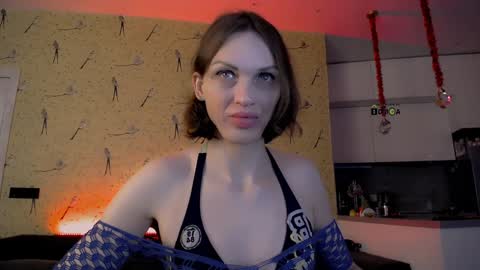 Milena Hardy online show from January 15, 2025, 4:23 am