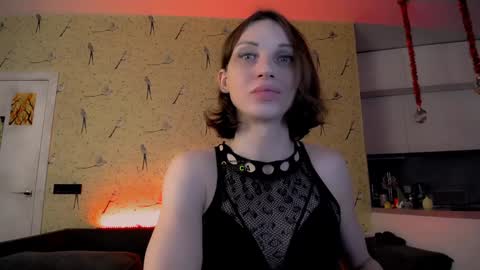 Milena Hardy online show from January 21, 2025, 5:05 am