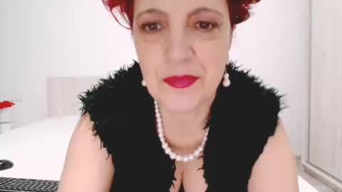 Milfsupreme online show from December 7, 2024, 12:18 pm