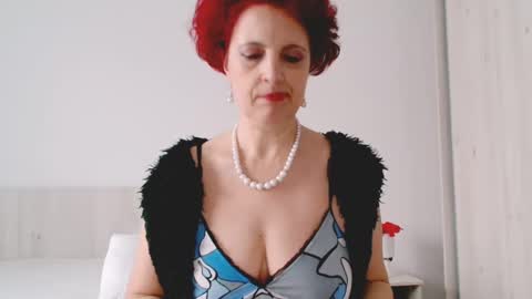 Milfsupreme online show from December 5, 2024, 12:31 pm