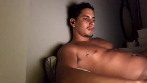 Latino boy online show from December 27, 2024, 2:05 am