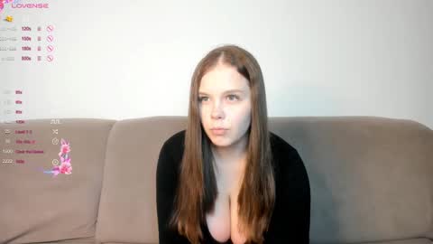 miss__ariel online show from December 1, 2024, 1:31 pm