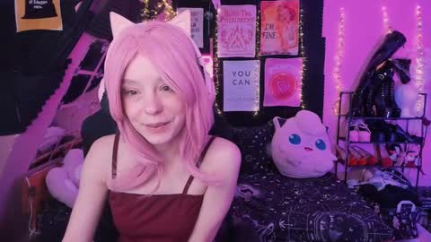 miss_astravert online show from December 5, 2024, 6:03 am