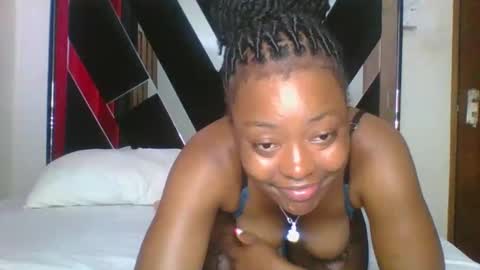 miss_dree online show from December 4, 2024, 6:38 am