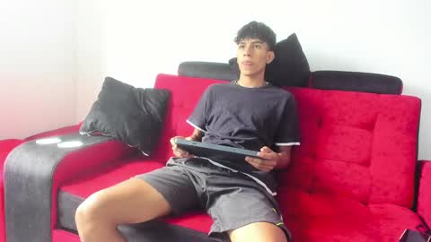 mister_jhonxxx online show from November 16, 2024, 12:27 pm