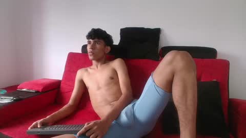 mister_jhonxxx online show from December 23, 2024, 10:13 pm