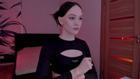 Mistress Mia online show from December 16, 2024, 5:13 am