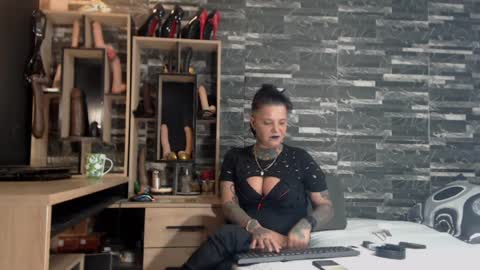 Mistress Mirybossy online show from November 16, 2024, 2:56 am