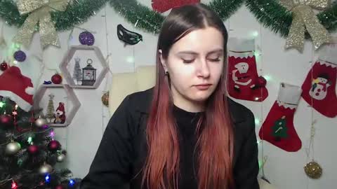 MollyTravis online show from December 16, 2024, 8:06 am