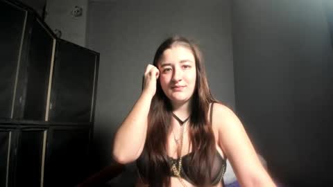 monica_phoebe online show from December 7, 2024, 3:51 am