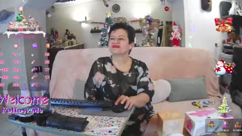 MrAndMrsSwetness84 online show from December 21, 2024, 7:03 pm