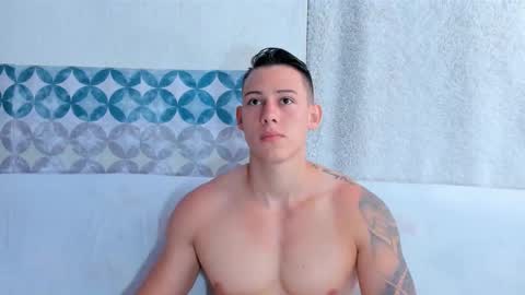 muscle_king_cum online show from November 11, 2024, 2:34 pm