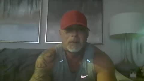 Muscleddaddy online show from December 10, 2024, 1:34 am