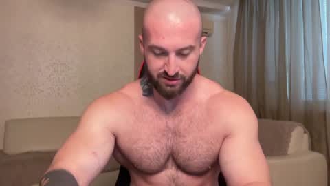 Muscle God online show from November 11, 2024, 12:12 pm