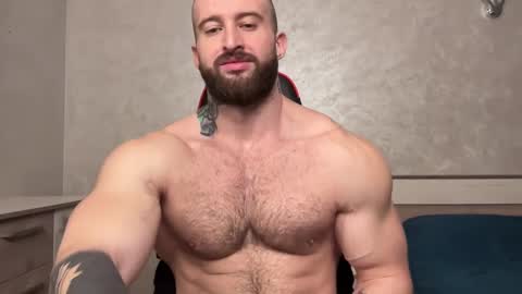 Muscle God online show from January 21, 2025, 9:04 am