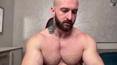 Muscle God online show from December 17, 2024, 8:47 am