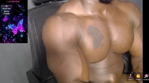 musclegod23 online show from December 14, 2024, 8:14 am