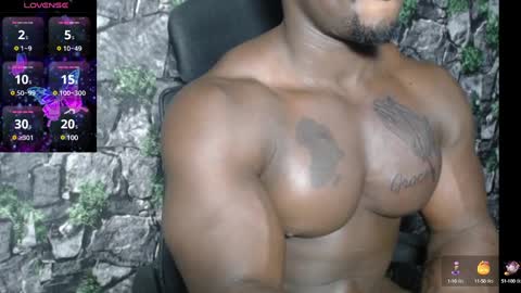 musclegod23 online show from December 25, 2024, 12:09 am