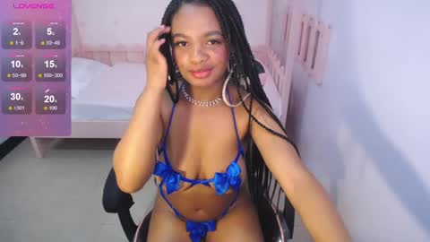 mychell_ch online show from December 31, 2024, 5:06 pm