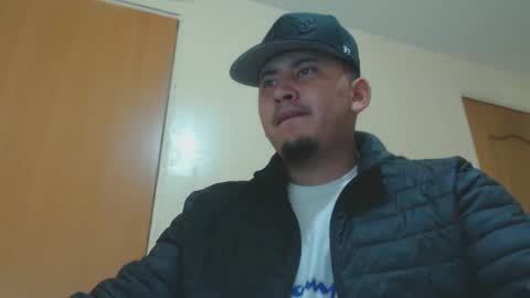 myke_andrade online show from January 18, 2025, 4:37 am