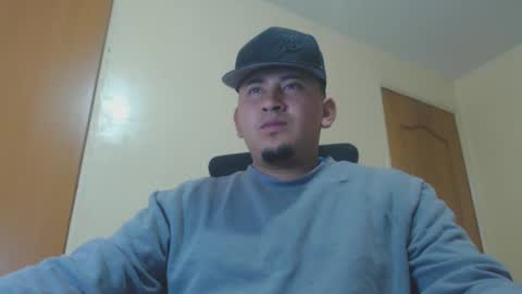 myke_andrade online show from January 6, 2025, 5:17 am