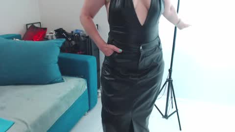 NadiaFemDom online show from November 12, 2024, 7:50 pm