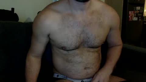 naked_dude25 online show from December 4, 2024, 7:32 am