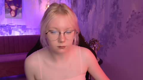 nancymartinez online show from December 27, 2024, 1:01 pm