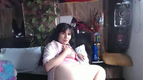 naomi_rizoz online show from January 15, 2025, 4:28 pm