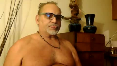 Daddy online show from November 14, 2024, 4:12 am