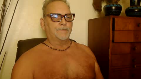 Daddy online show from December 24, 2024, 5:14 am