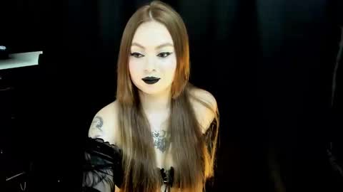 nastykatty_ online show from December 11, 2024, 10:31 pm