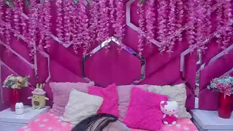 natalia pinkk online show from January 7, 2025, 8:32 pm