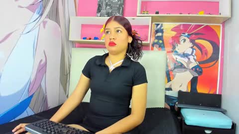 natalieevansx online show from December 25, 2024, 1:04 pm