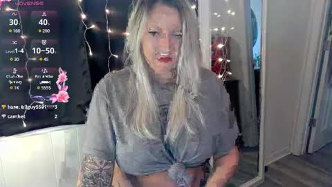 Natalieraybae online show from December 3, 2024, 5:41 pm