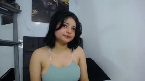 Natasha  Robin online show from December 5, 2024, 12:20 pm