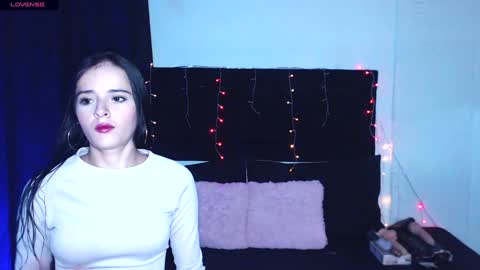 naty_cami_ online show from November 28, 2024, 7:24 pm