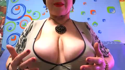 OldKinkyMILF online show from November 14, 2024, 6:54 am