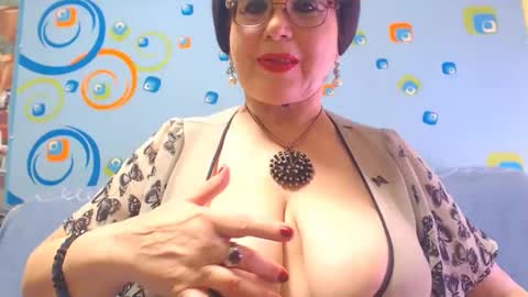 OldKinkyMILF online show from December 28, 2024, 5:52 am