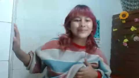 nelly_zuzume online show from February 2, 2025, 9:59 pm