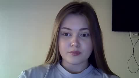 nesti__ online show from February 3, 2025, 12:52 am