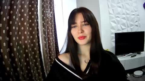 nicole_todd online show from December 20, 2024, 9:07 am