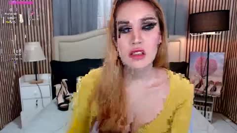 ninarussell online show from December 9, 2024, 1:29 pm