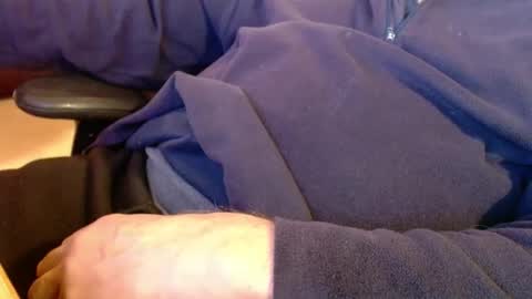 older_man_cam online show from November 21, 2024, 3:53 am