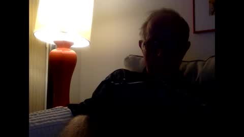 olderthandirt69 online show from January 13, 2025, 3:17 am